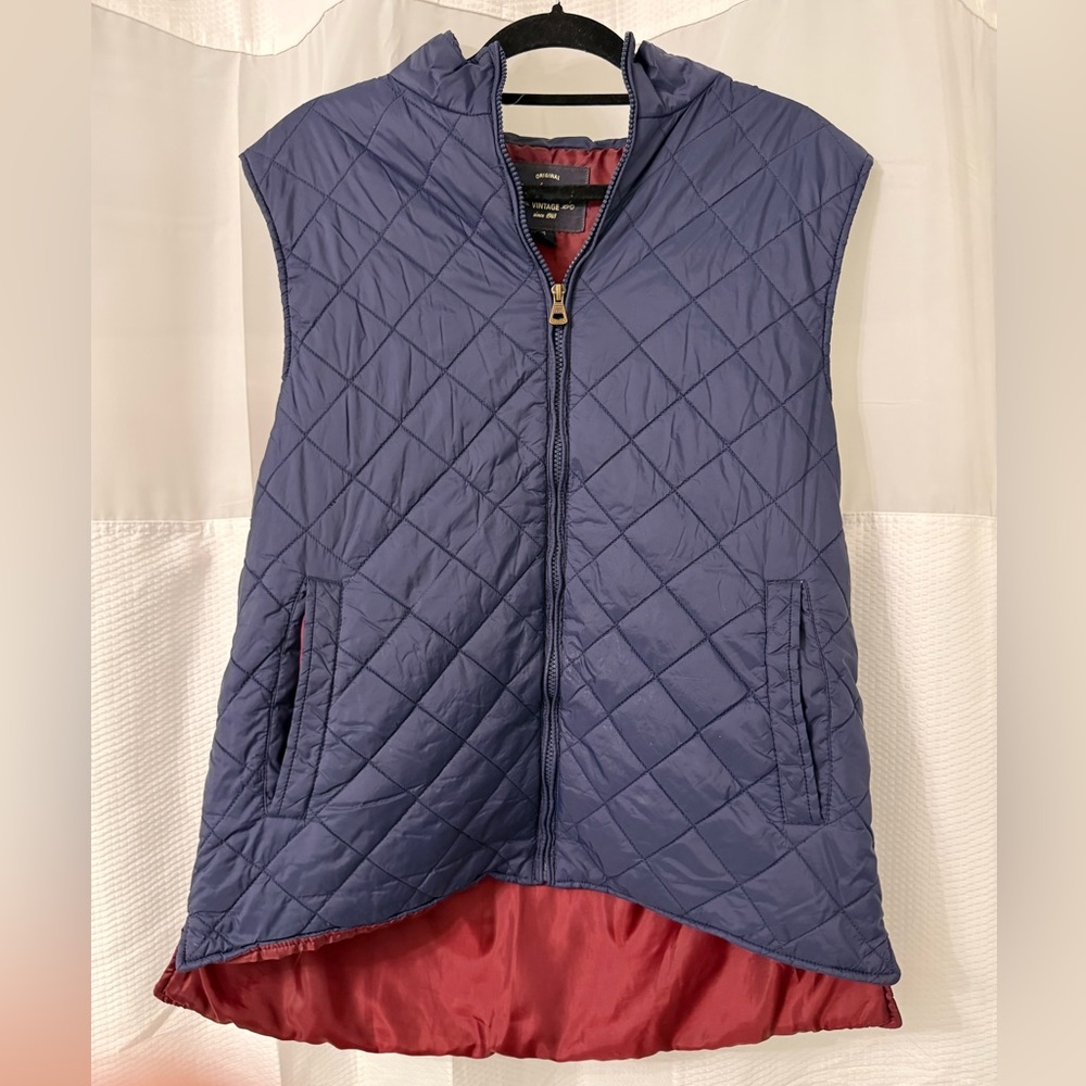 Weatherproof Quilted Navy Vest with Burgundy Lining